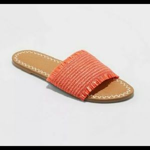 NWT universal thread Luciana woven sandals slip on